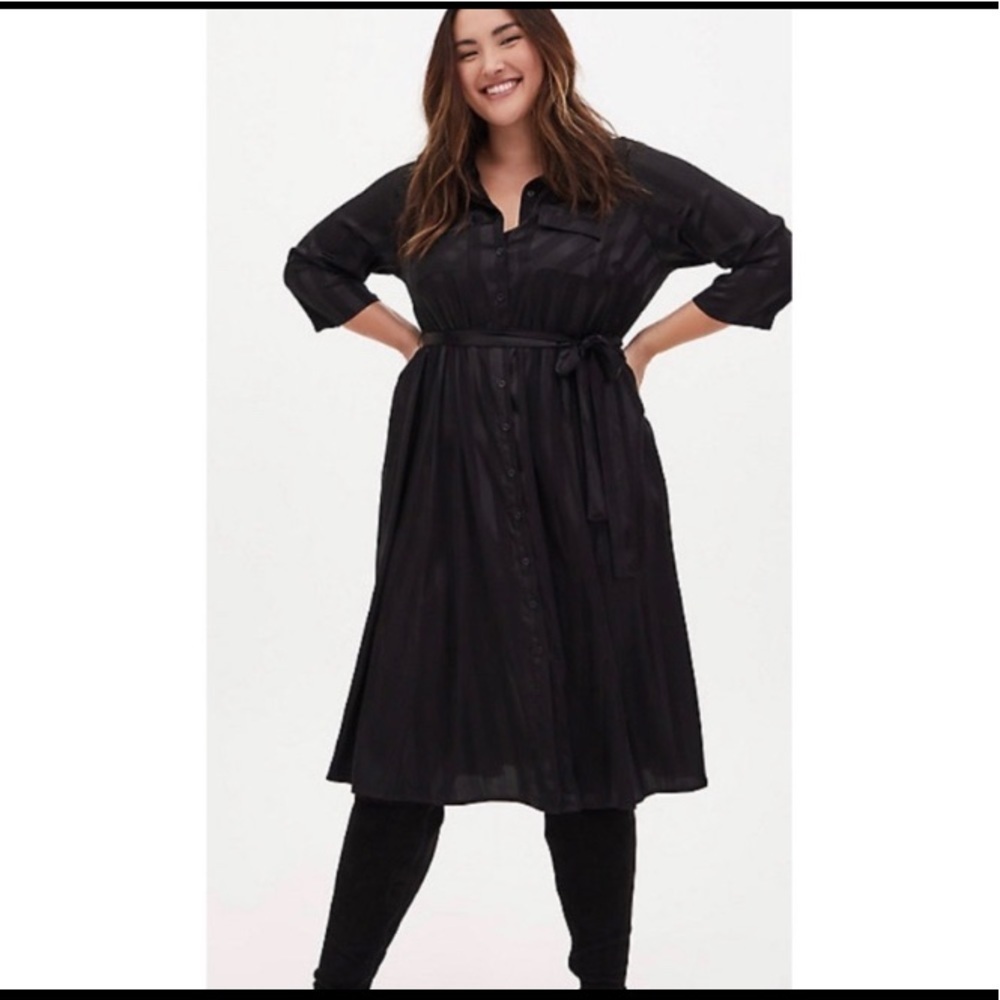 TORRID Sz 1 Faux Wrap Midi Jersey Knit 3/4 Sleeves  Elastic Waist Band Dress